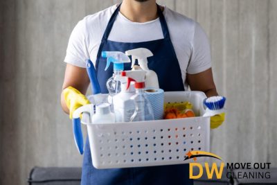 use-cleaning-products-how-does-professional-move-out-cleaning-services-differ-from-regular-diy-move-out-cleaning-dw-move-out-cleaning-singapore